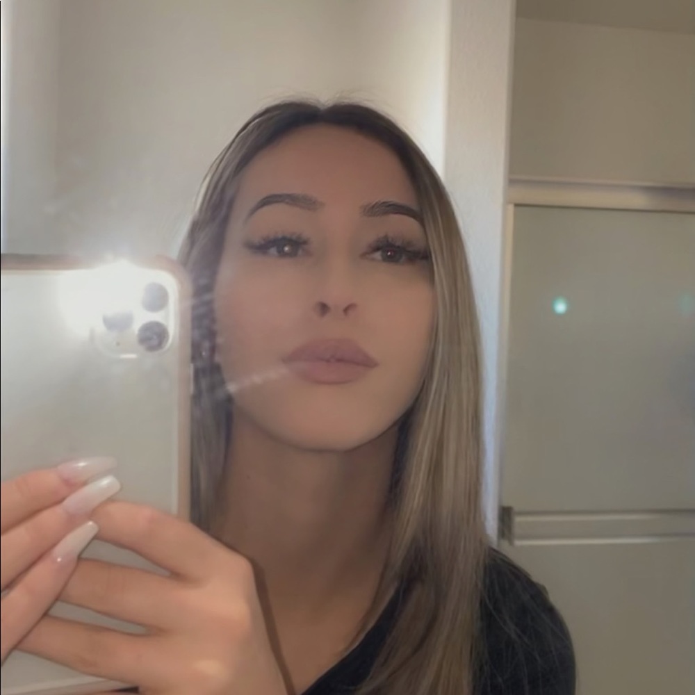 Meet your Posher, Kristine